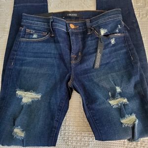 NWT  J brand skinny distressed jeans